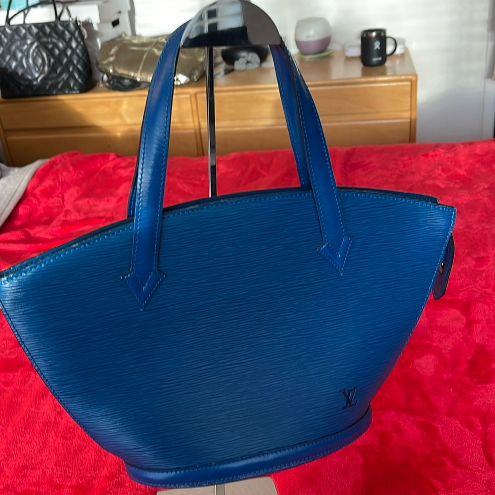 Louis Vuitton -St.Jacques blue preloved